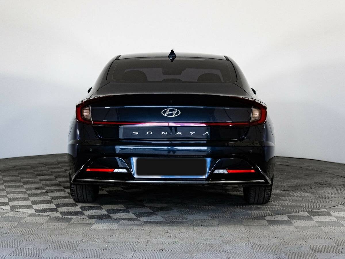 Hyundai Sonata с пробегом — 2020 год. Фото: #6
