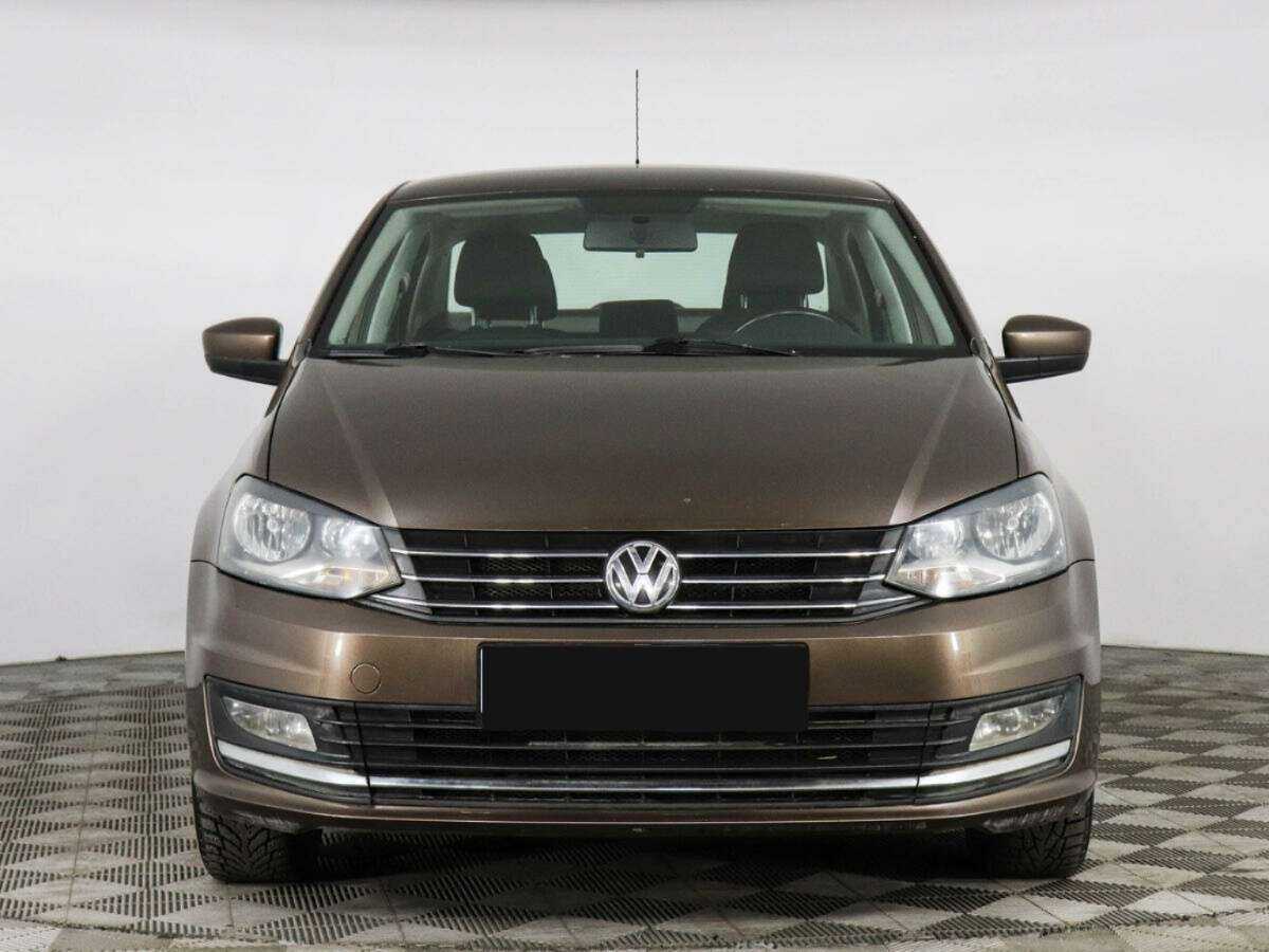 Volkswagen Polo с пробегом — 2016 год. Фото: #1