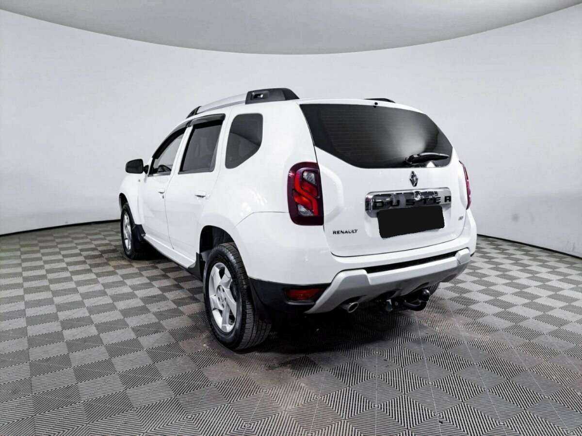 Renault Duster с пробегом — 2017 год. Фото: #6