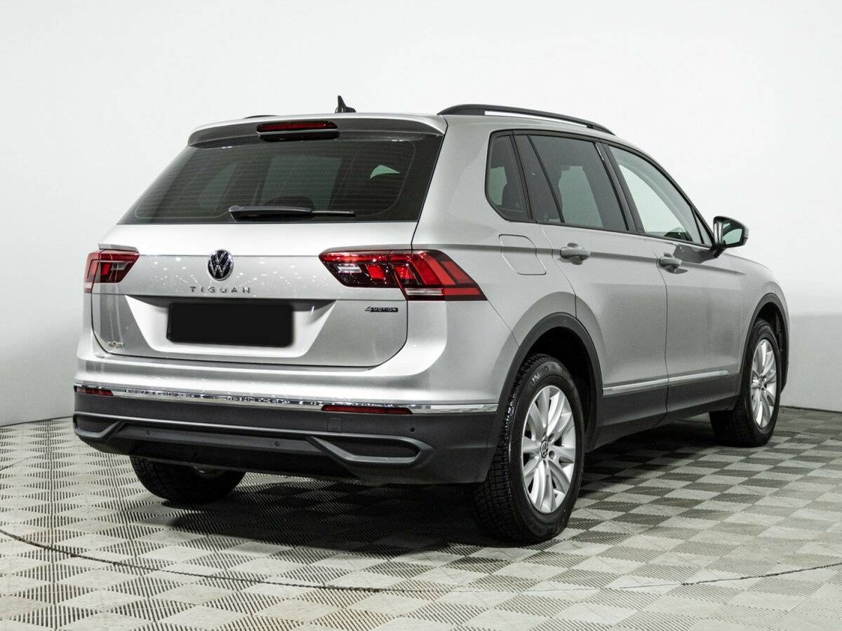 Volkswagen Tiguan с пробегом — 2021 год. Фото: #4