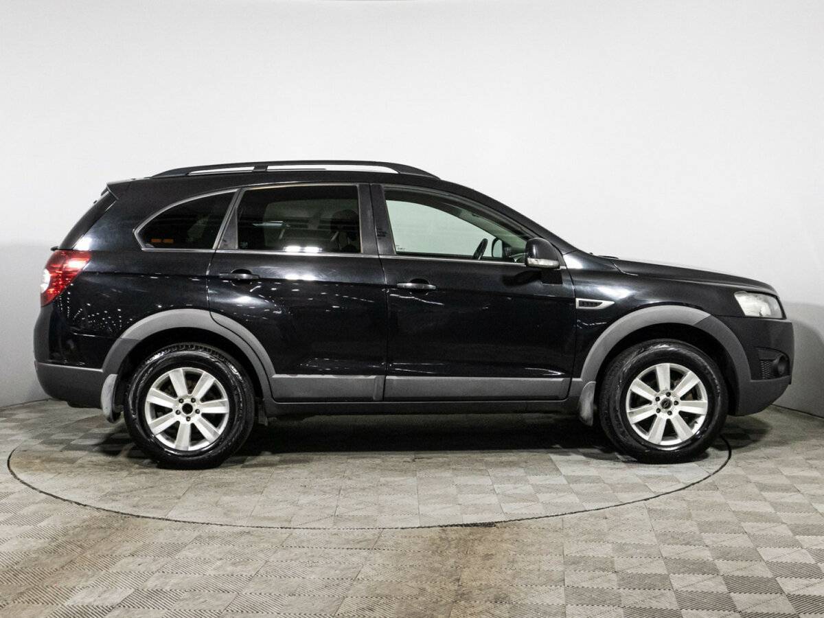 Chevrolet Captiva с пробегом — 2013 год. Фото: #3