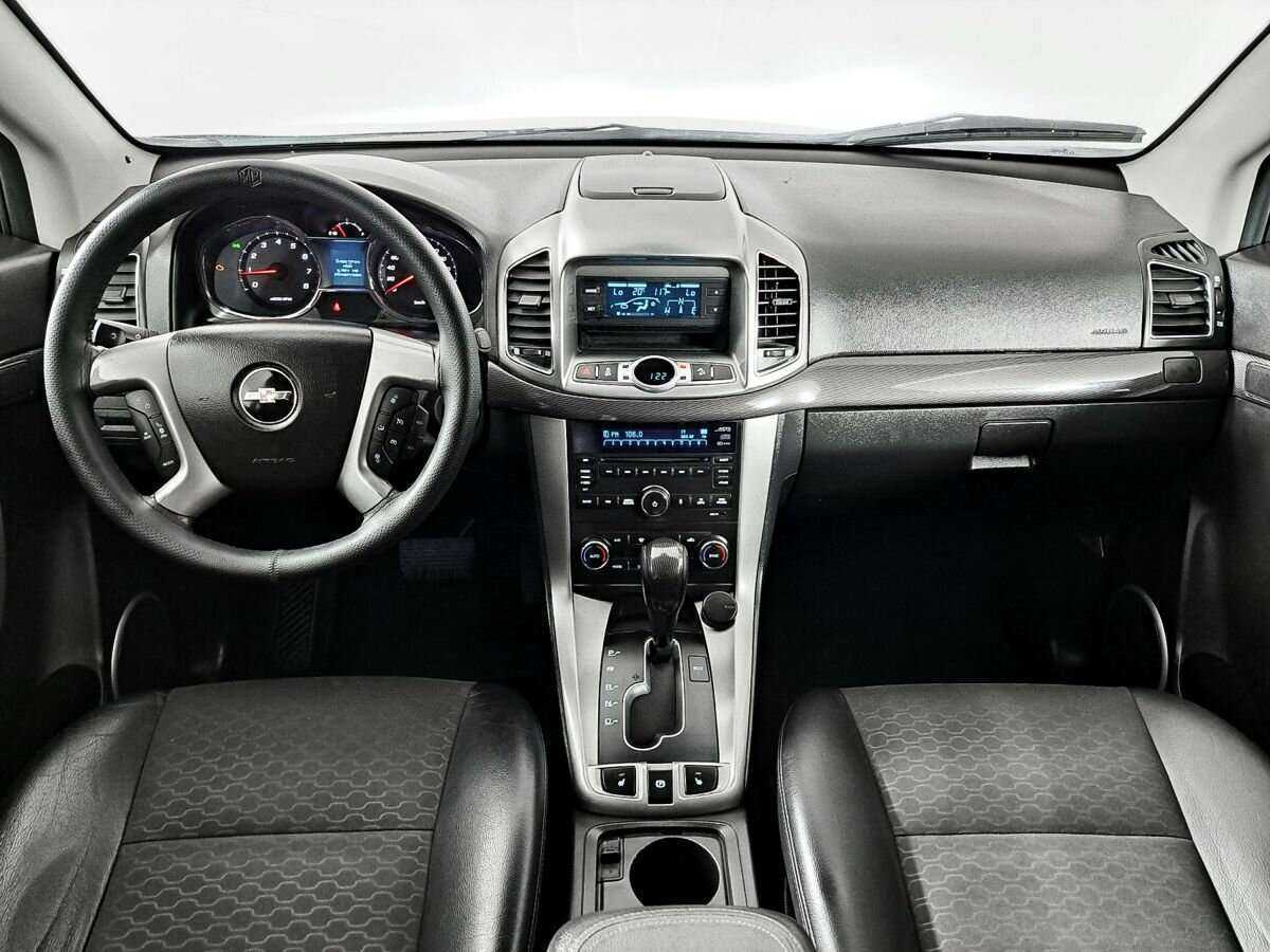 Chevrolet Captiva с пробегом — 2014 год. Фото: #13
