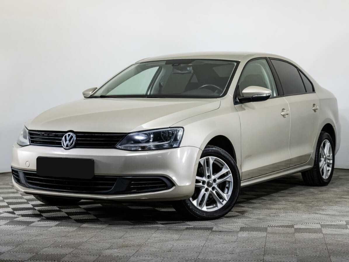 Volkswagen Jetta с пробегом — 2012 год. Фото: #0