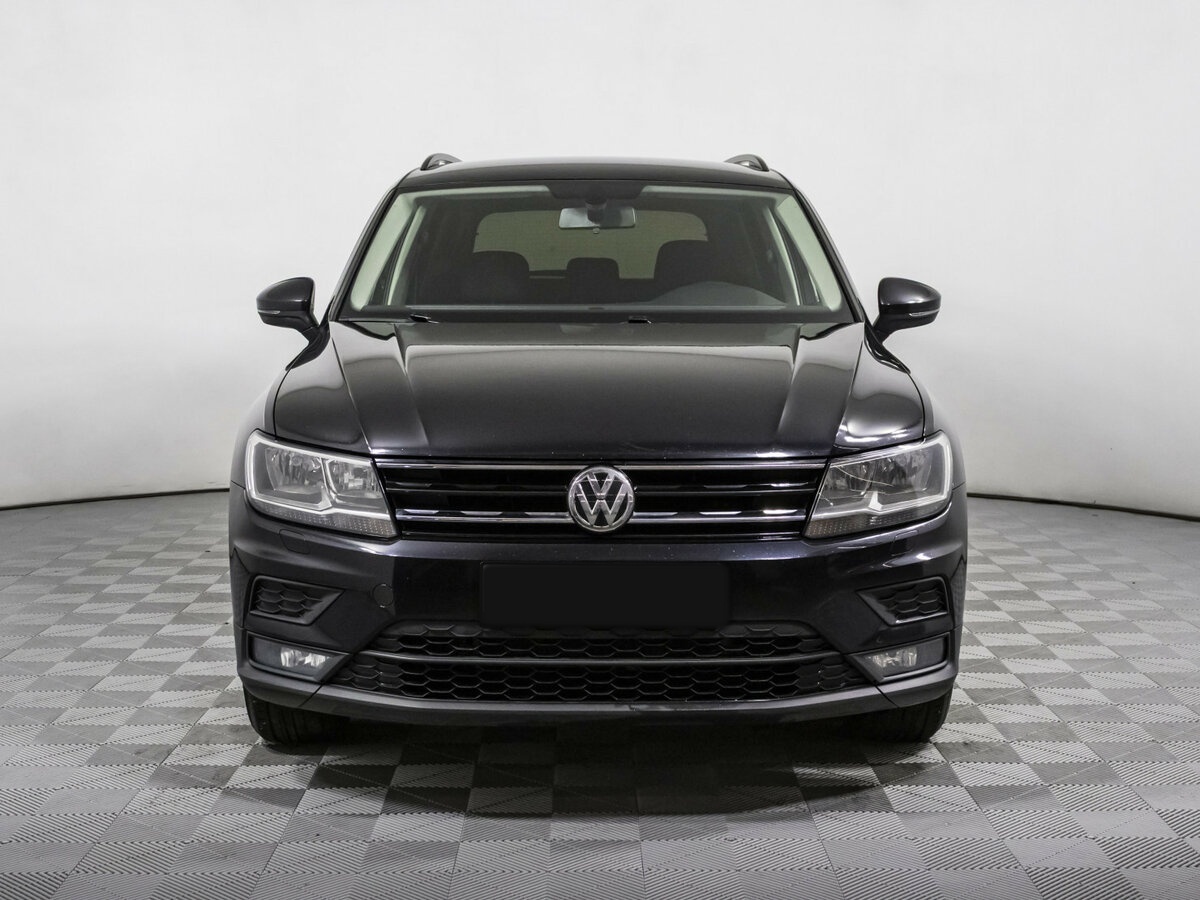 Volkswagen Tiguan с пробегом — 2018 год. Фото: #1