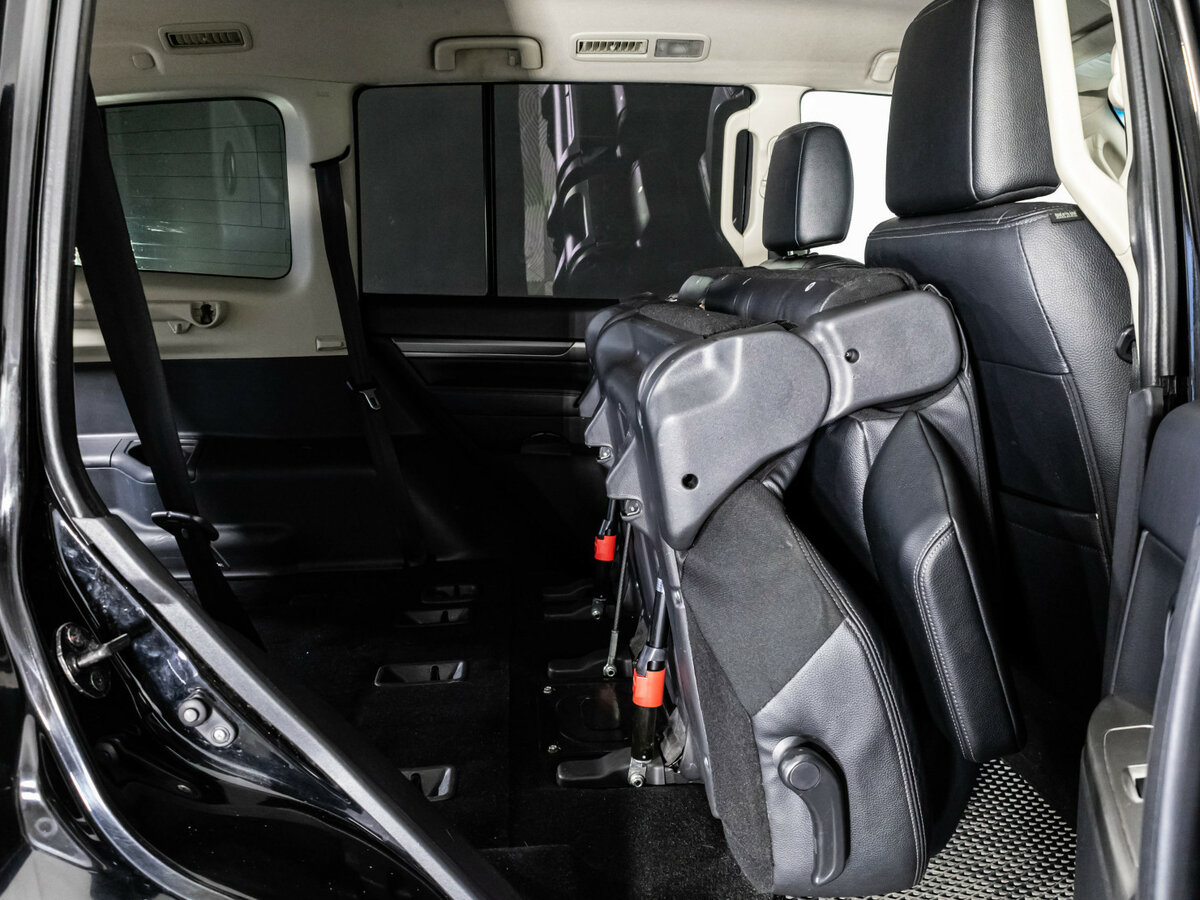 Mitsubishi Pajero с пробегом — 2014 год. Фото: #20