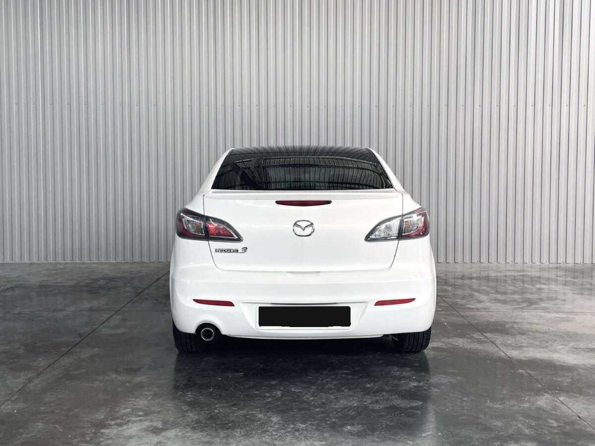 Mazda 3 с пробегом — 2012 год. Фото: #5