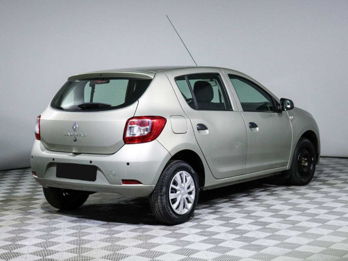 Renault Sandero с пробегом — 2019 год. Фото: #4