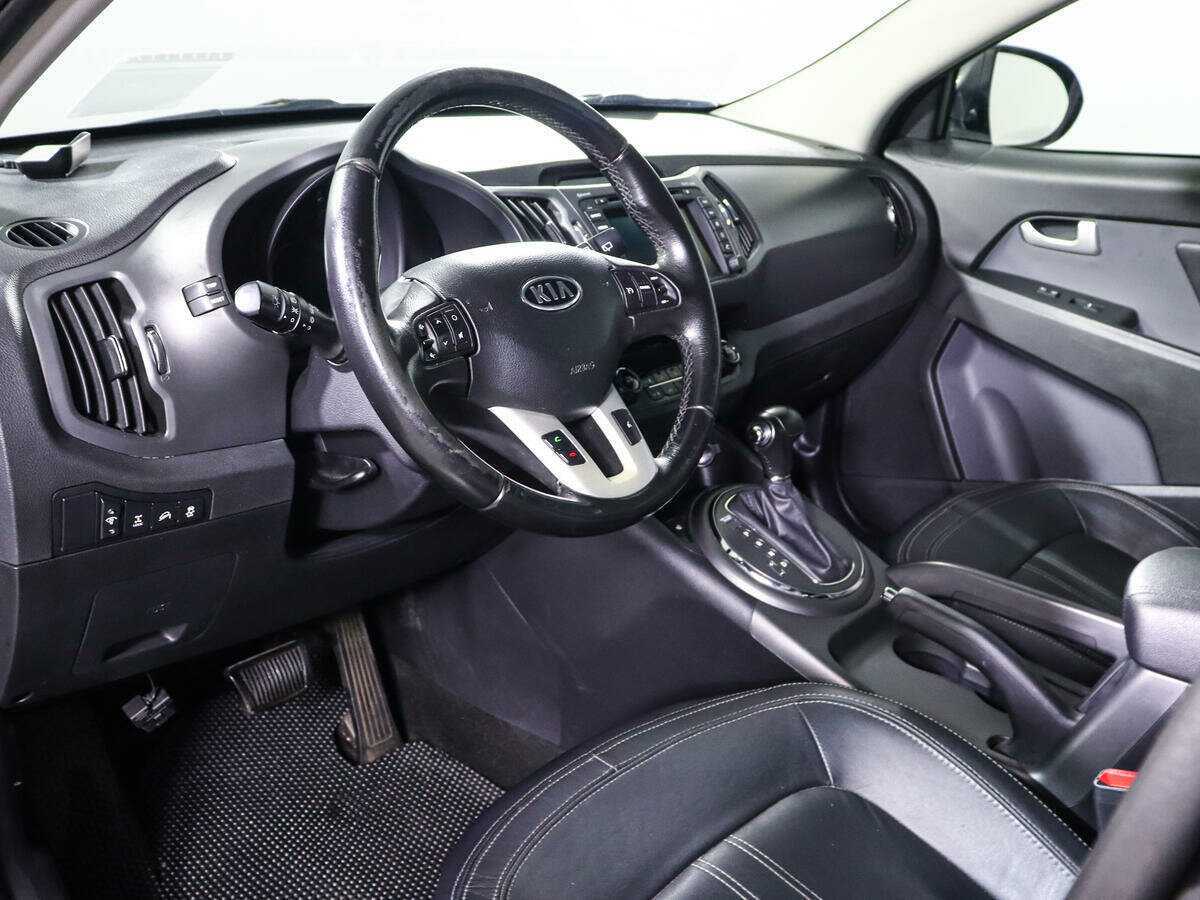 Kia Sportage с пробегом — 2012 год. Фото: #13
