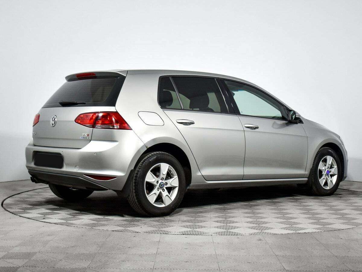 Volkswagen Golf с пробегом — 2013 год. Фото: #4