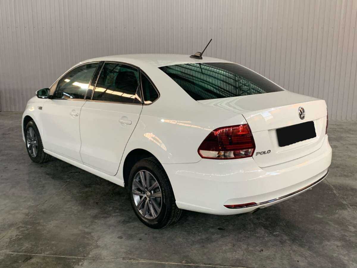 Volkswagen Polo с пробегом — 2019 год. Фото: #6
