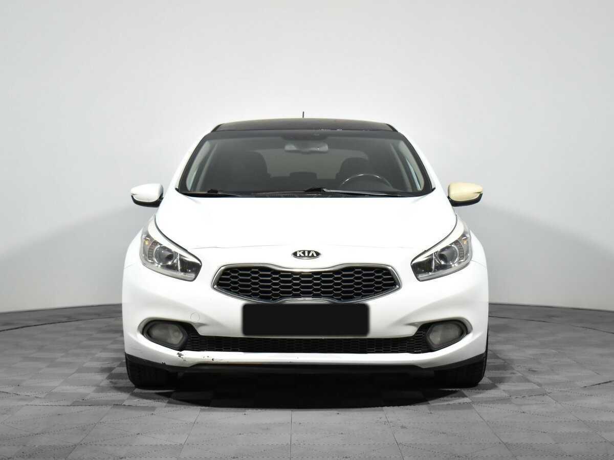 Kia Ceed с пробегом — 2012 год. Фото: #1