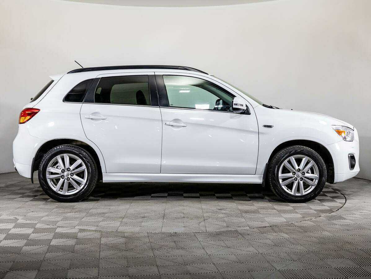 Mitsubishi ASX с пробегом — 2012 год. Фото: #3