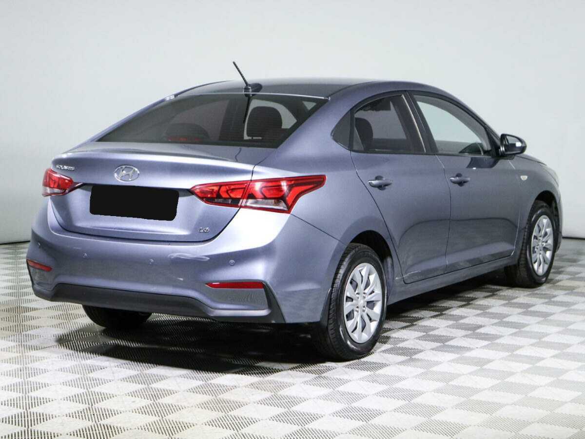 Hyundai Solaris с пробегом — 2017 год. Фото: #3