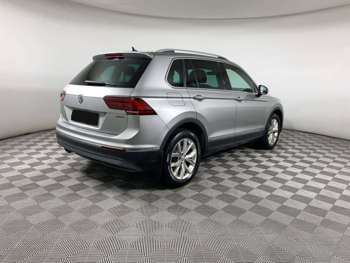 Volkswagen Tiguan с пробегом — 2018 год. Фото: #3