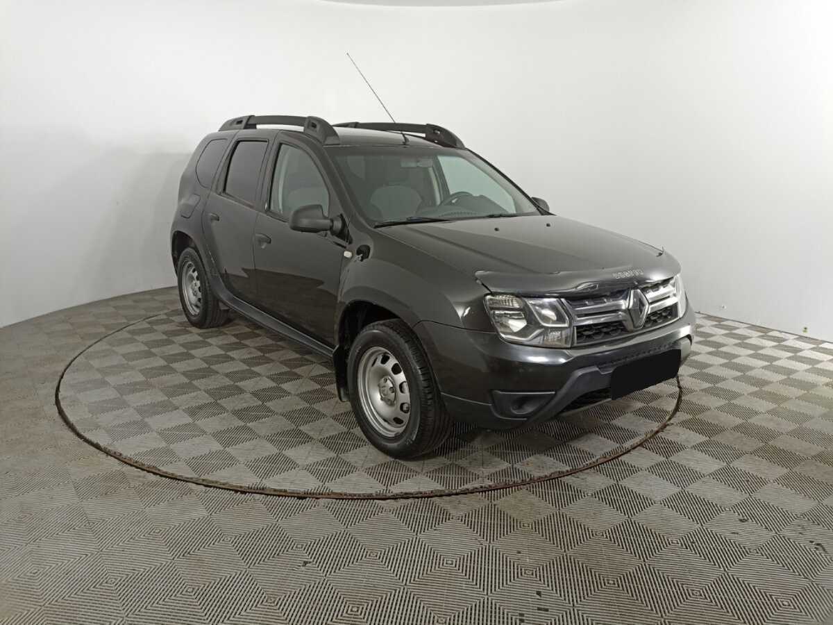 Renault Duster с пробегом — 2016 год. Фото: #2