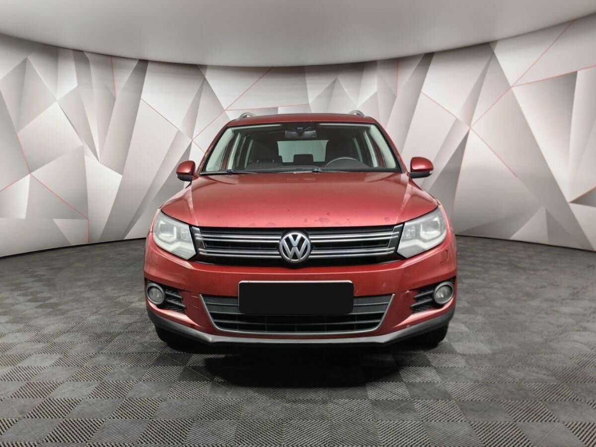 Volkswagen Tiguan с пробегом — 2012 год. Фото: #6