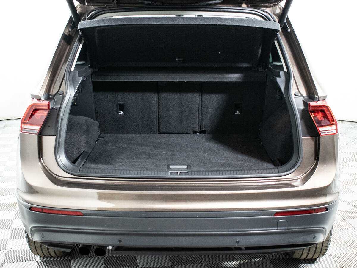 Volkswagen Tiguan с пробегом — 2018 год. Фото: #15