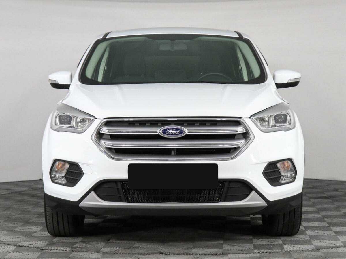 Ford Kuga с пробегом — 2017 год. Фото: #1