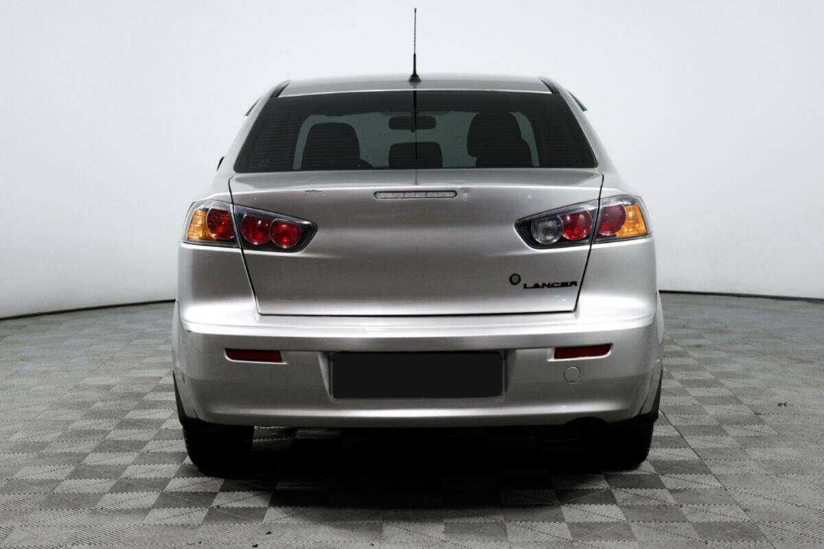 Mitsubishi Lancer с пробегом — 2012 год. Фото: #5