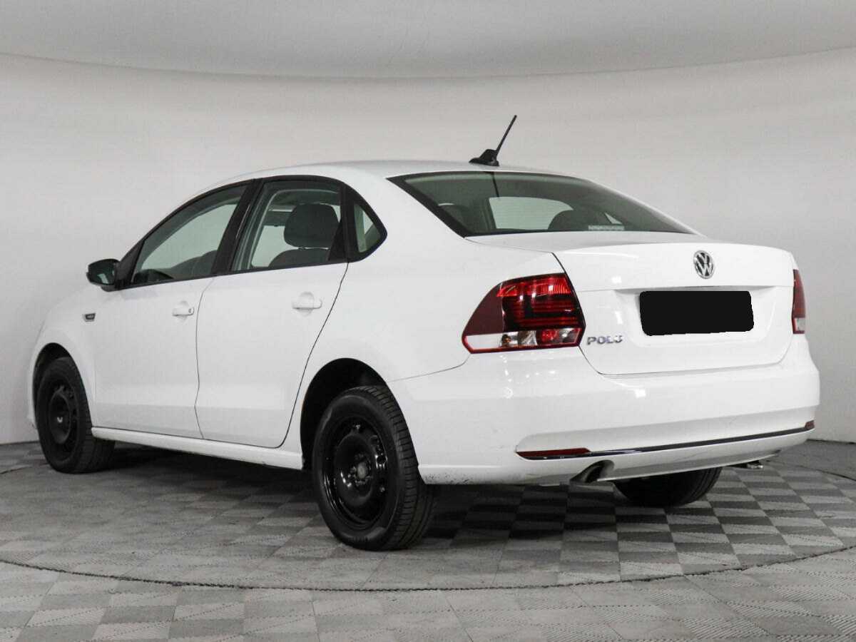 Volkswagen Polo с пробегом — 2018 год. Фото: #6