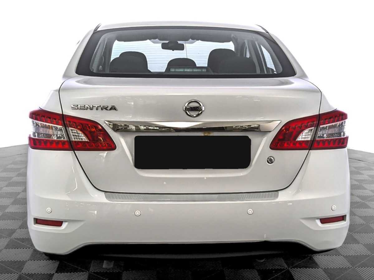 Nissan Sentra с пробегом — 2015 год. Фото: #5