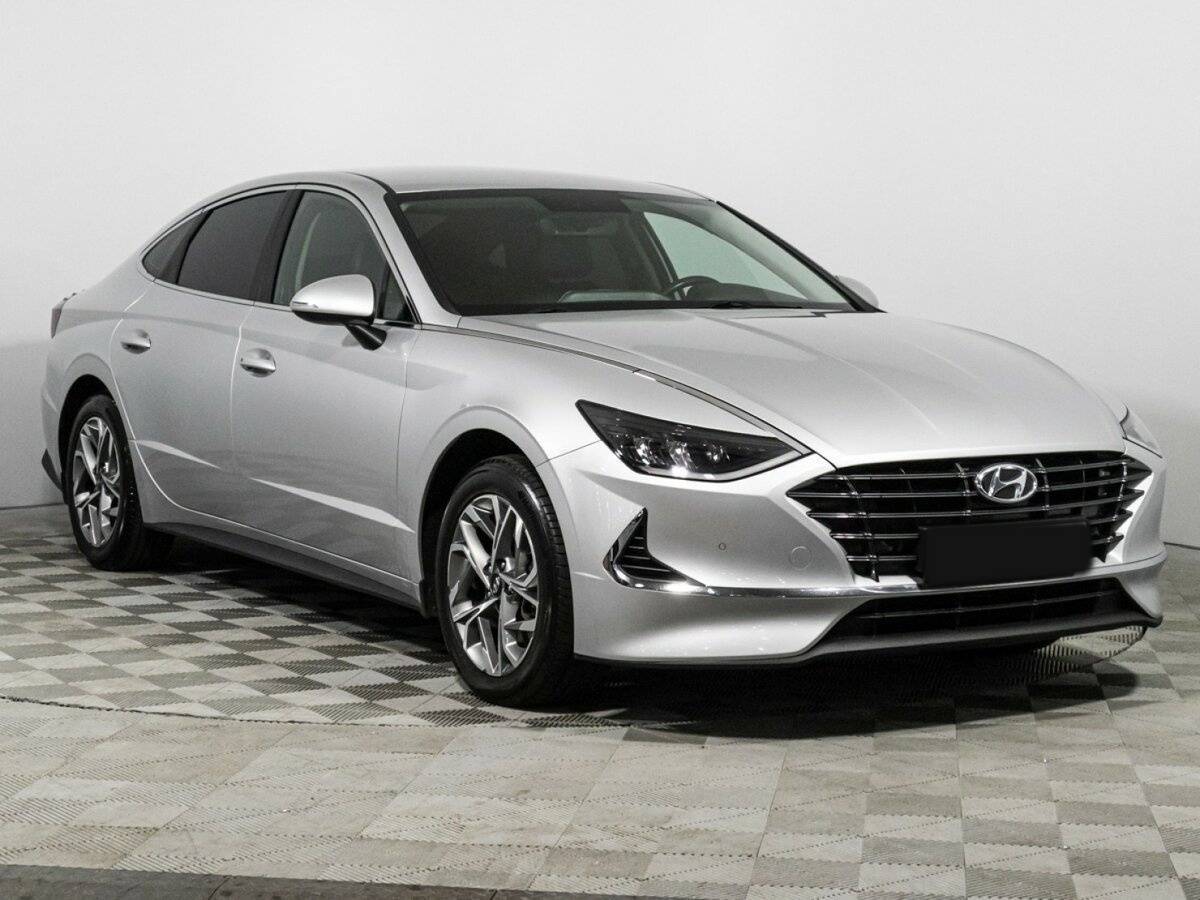 Hyundai Sonata с пробегом — 2020 год. Фото: #2