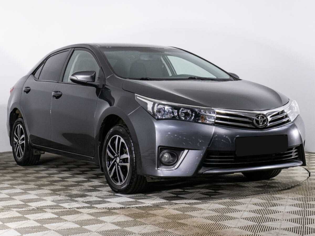 Toyota Corolla с пробегом — 2015 год. Фото: #2
