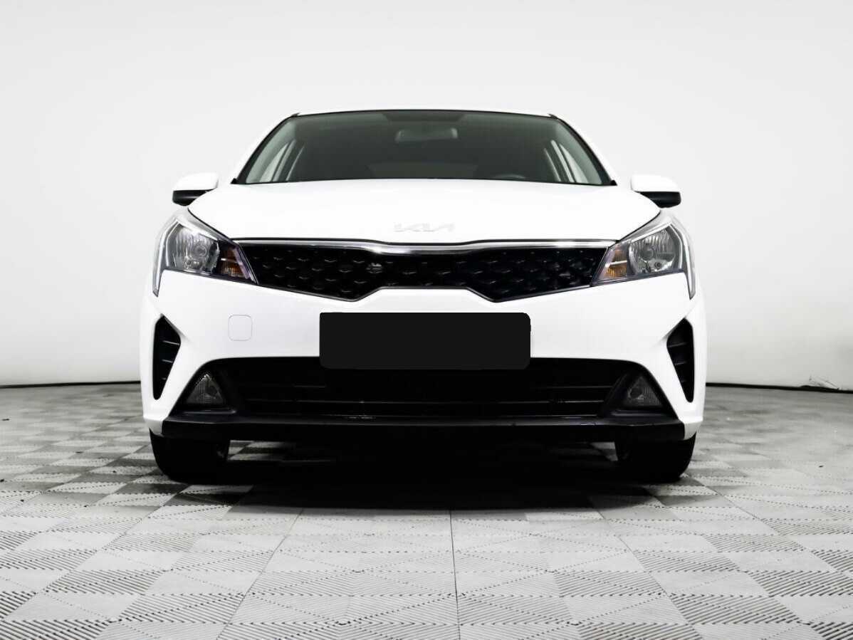 Kia Rio с пробегом — 2022 год. Фото: #1