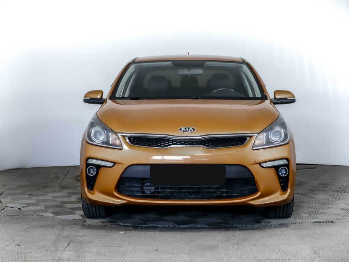 Kia Rio с пробегом — 2017 год. Фото: #1