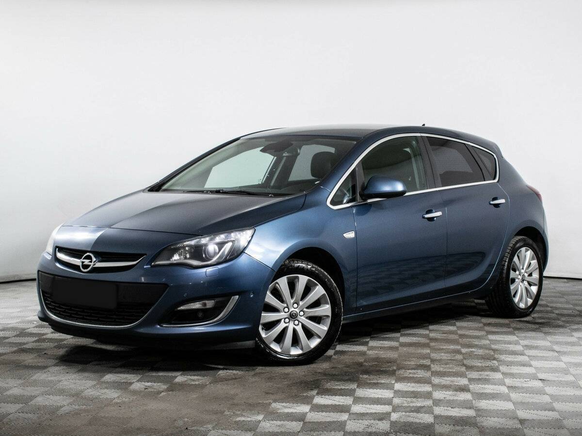 Opel Astra с пробегом — 2013 год. Посмотреть фото