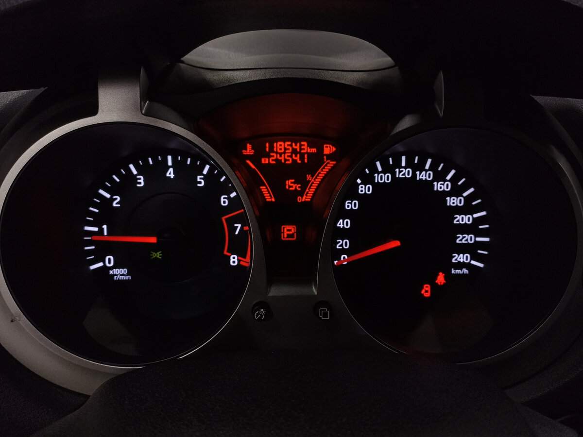 Nissan Juke с пробегом — 2014 год. Фото: #12
