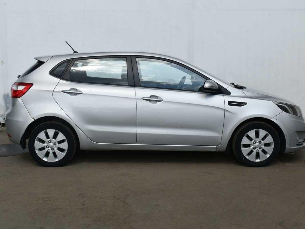 Kia Rio с пробегом — 2012 год. Фото: #1