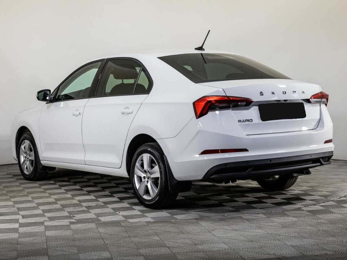 Skoda Rapid с пробегом — 2020 год. Фото: #6