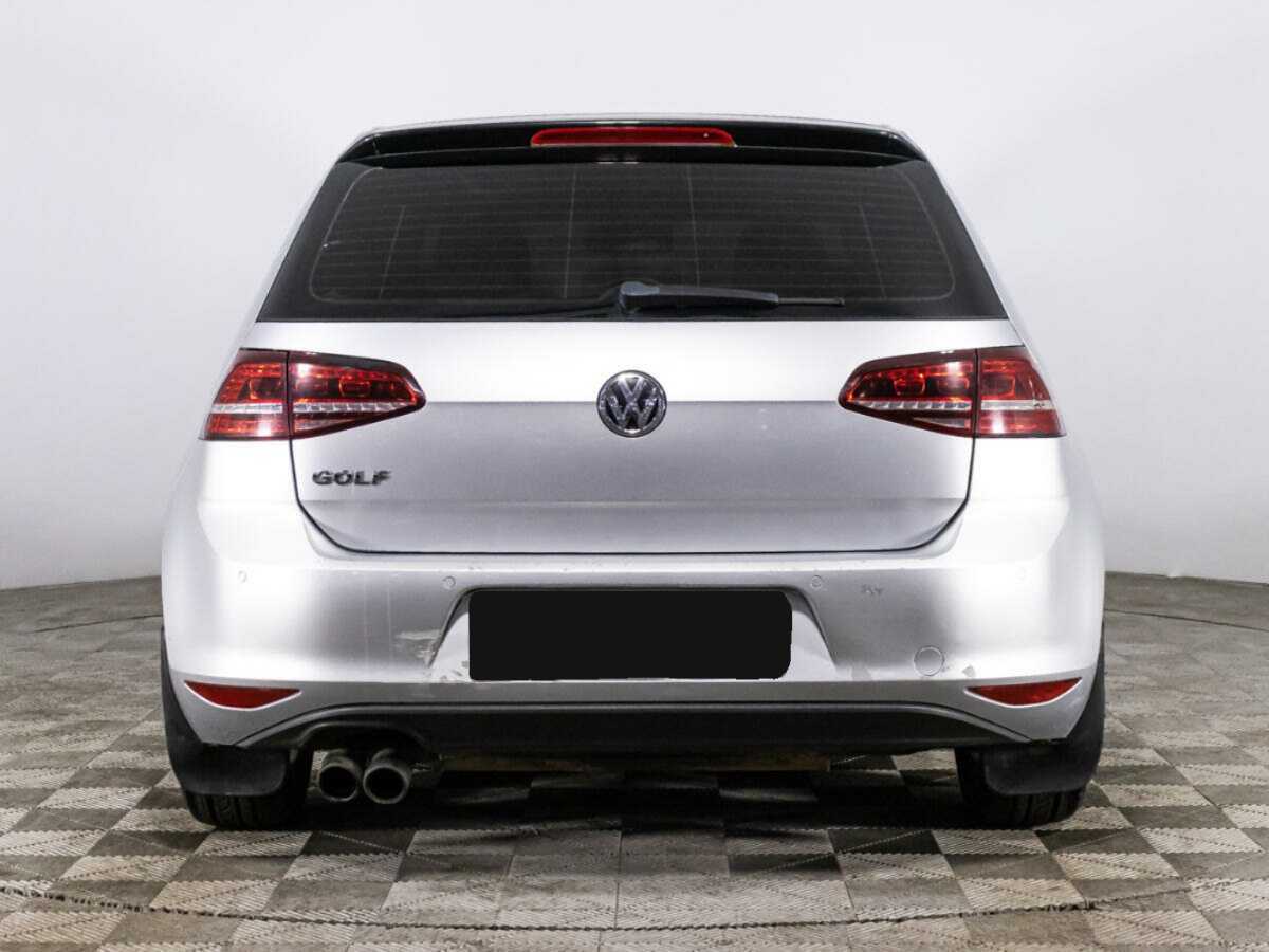 Volkswagen Golf с пробегом — 2013 год. Фото: #2