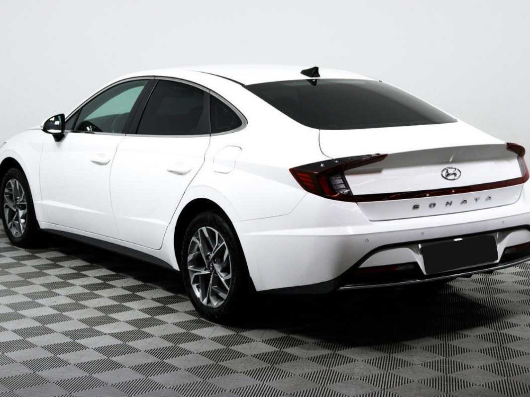 Hyundai Sonata с пробегом — 2020 год. Фото: #6