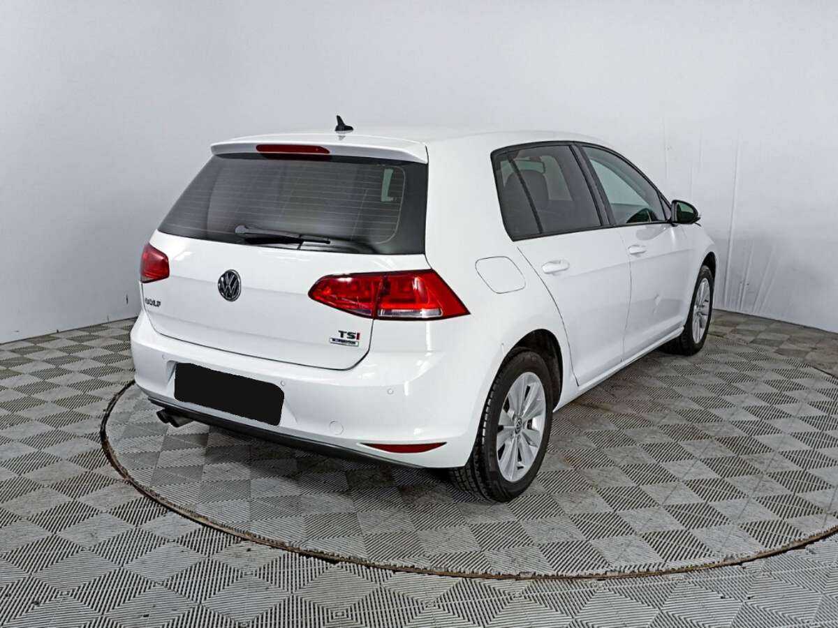 Volkswagen Golf с пробегом — 2014 год. Фото: #4