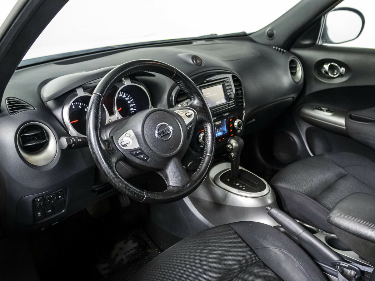 Nissan Juke с пробегом — 2012 год. Фото: #8