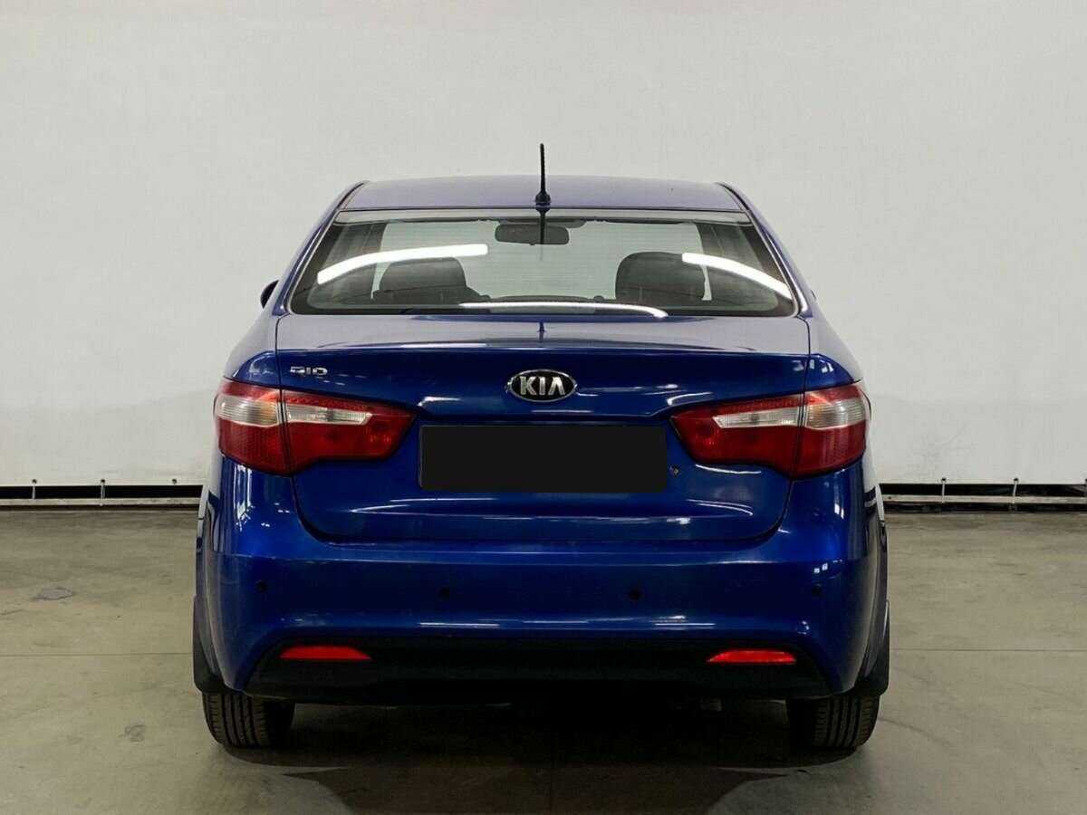 Kia Rio с пробегом — 2013 год. Фото: #5
