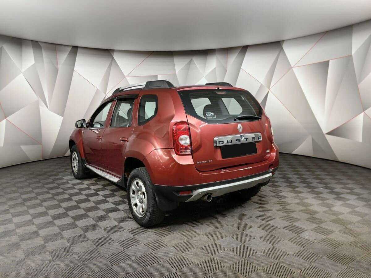Renault Duster с пробегом — 2013 год. Фото: #3