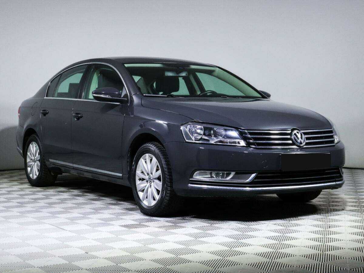 Volkswagen Passat с пробегом — 2014 год. Фото: #2