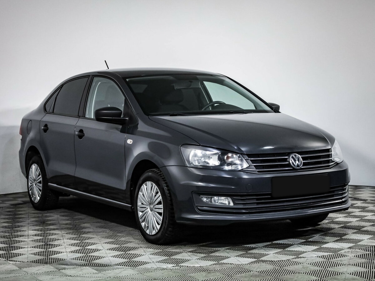 Volkswagen Polo с пробегом — 2018 год. Фото: #2