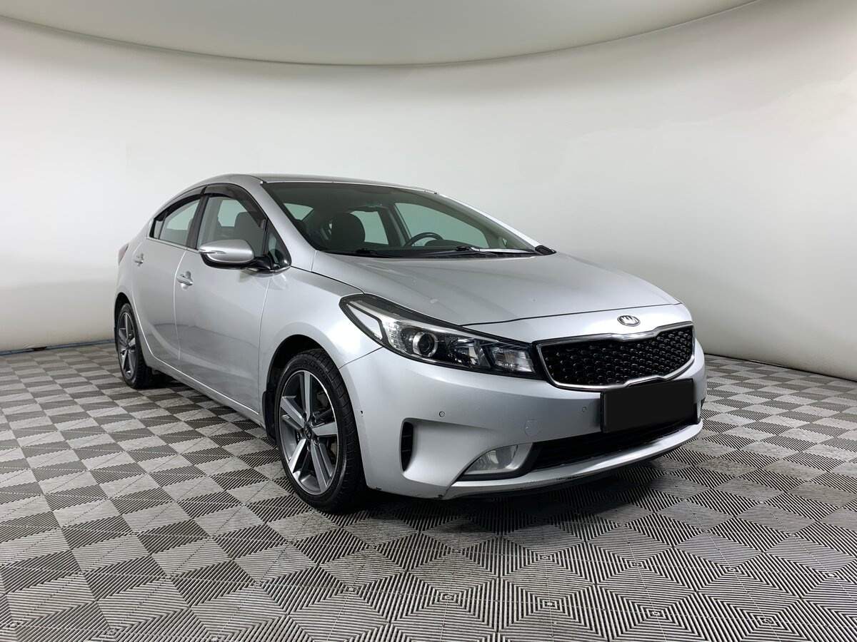 Kia Cerato с пробегом — 2017 год. Фото: #2