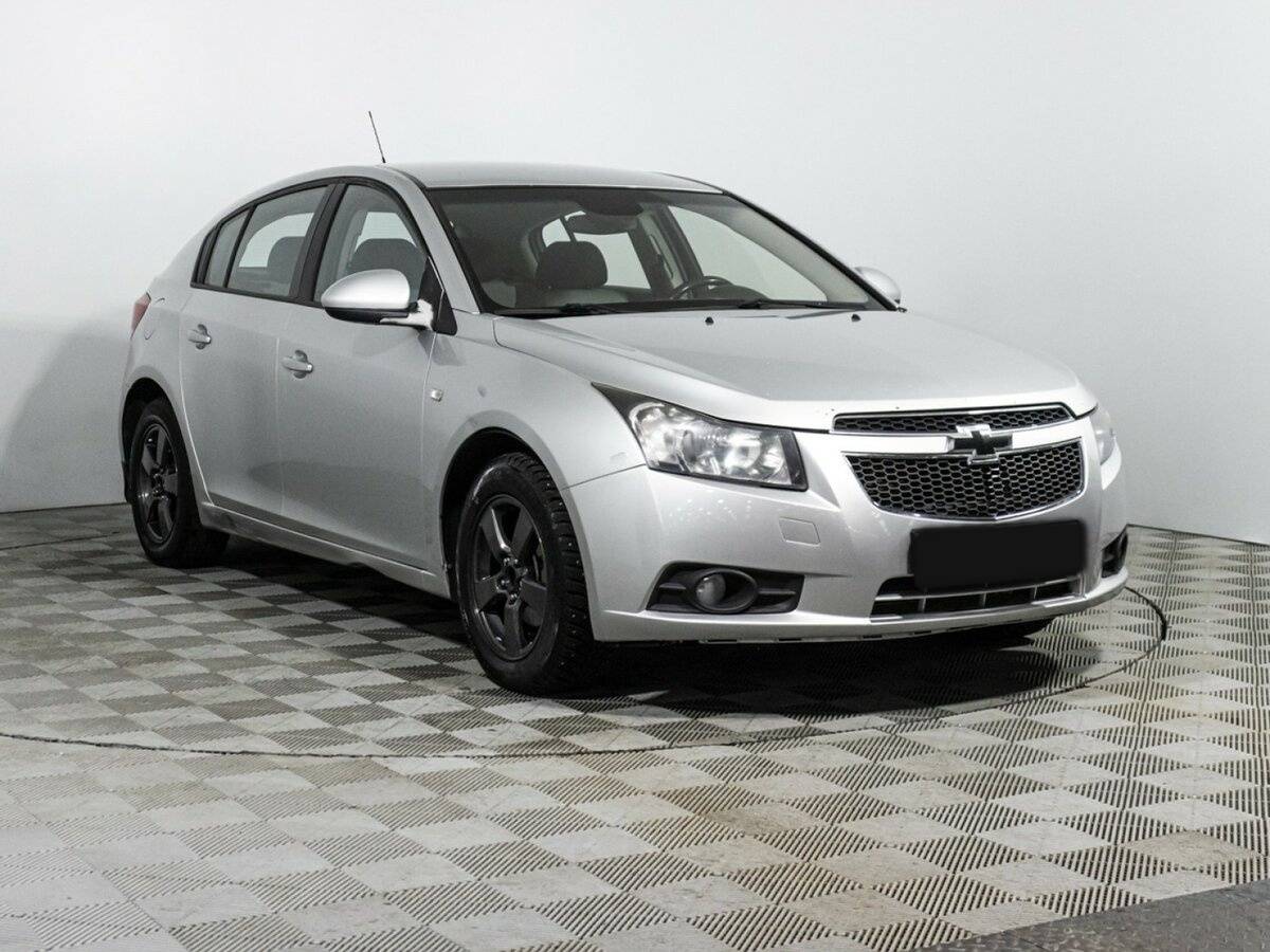 Chevrolet Cruze с пробегом — 2012 год. Фото: #2