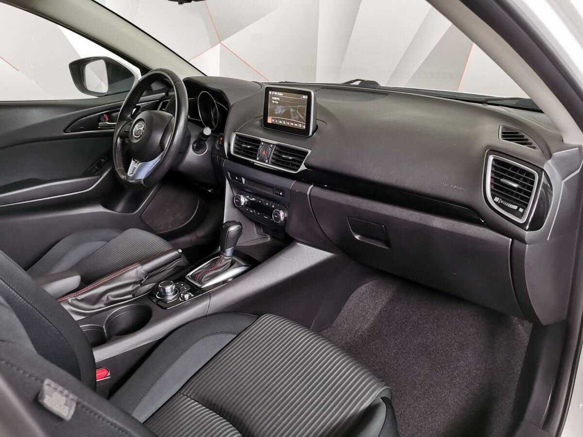 Mazda 3 с пробегом — 2014 год. Фото: #8