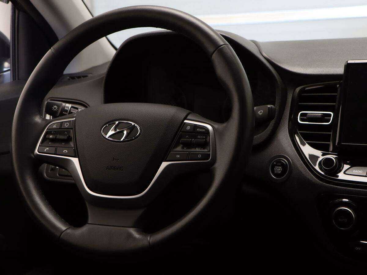 Hyundai Solaris с пробегом — 2020 год. Фото: #10
