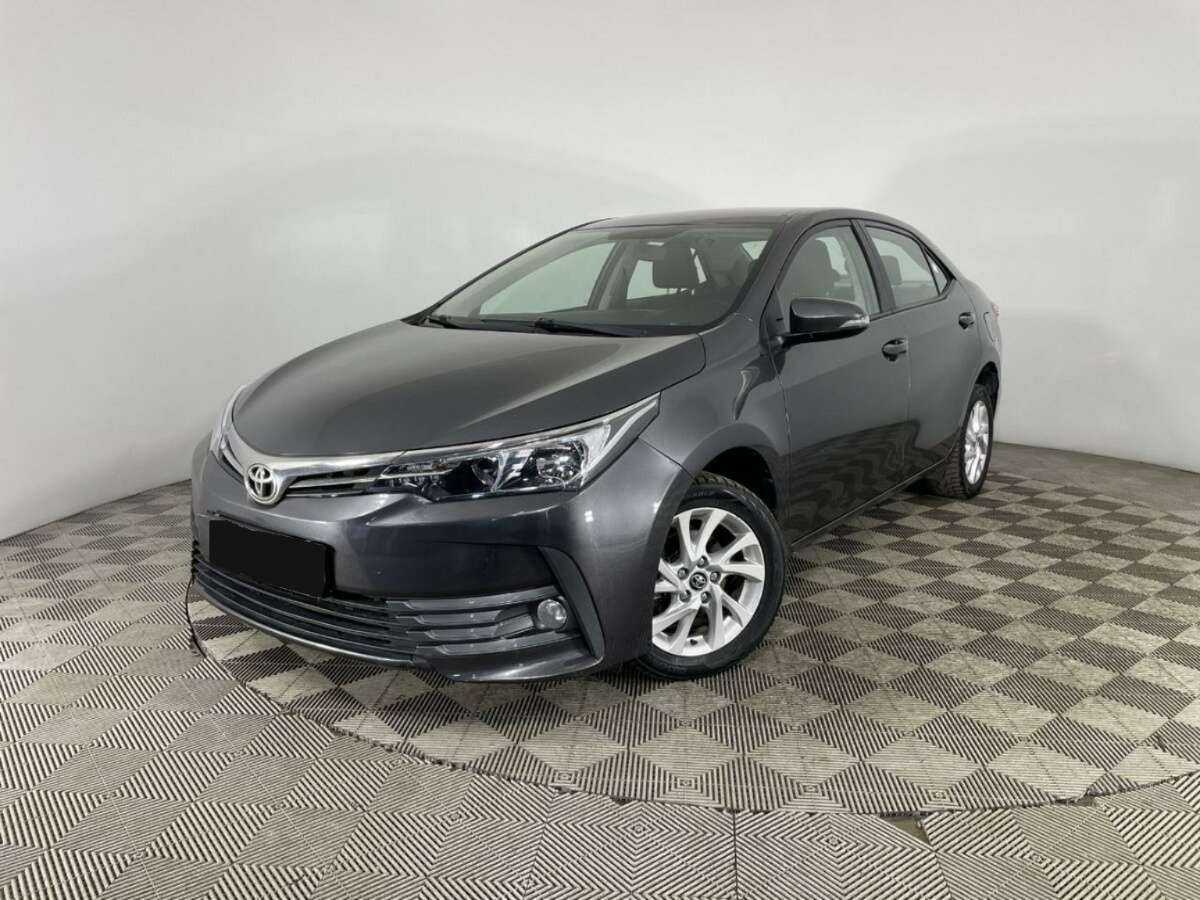 Toyota Corolla с пробегом — 2017 год. Фото: #0