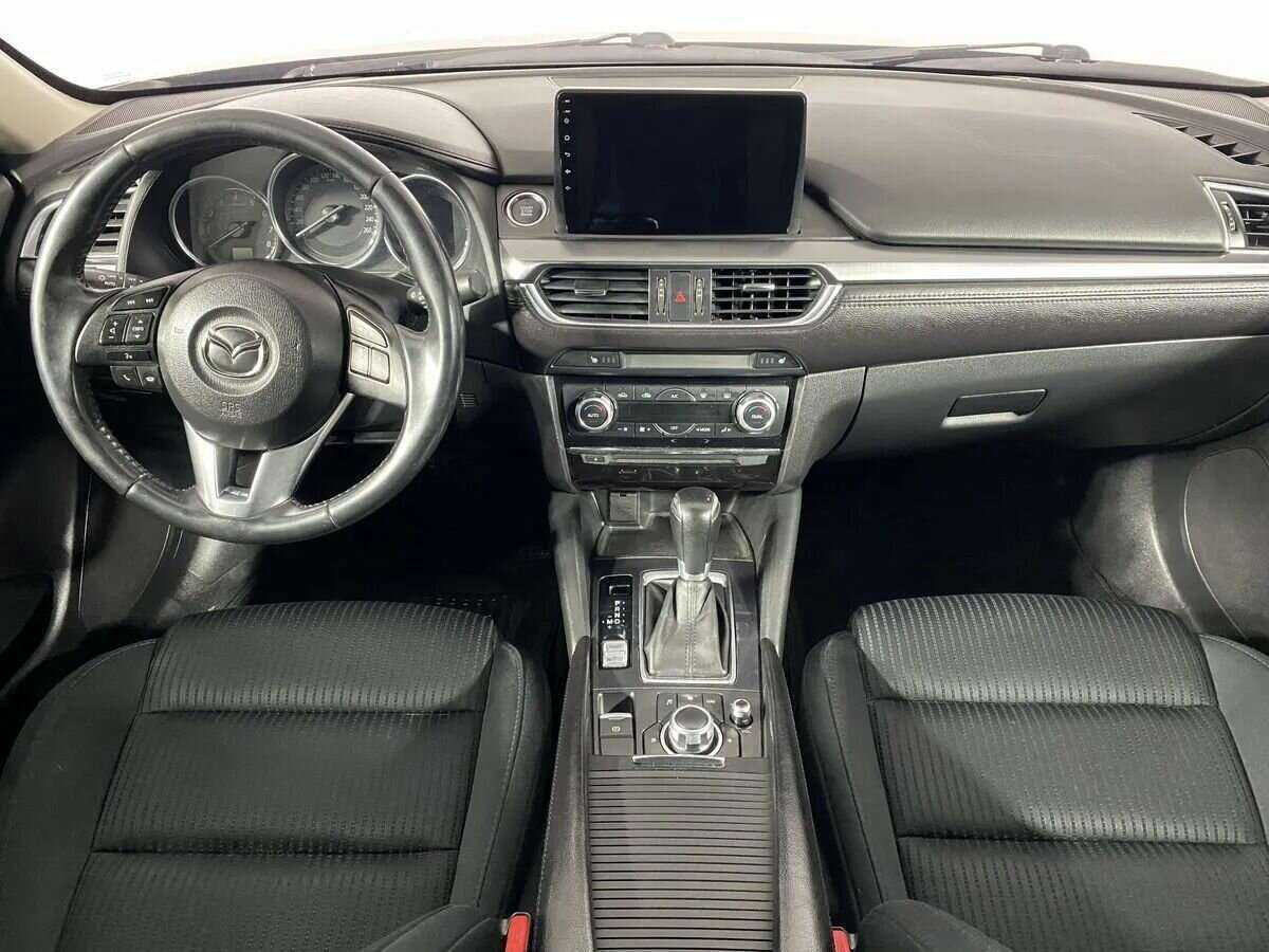 Mazda 6 с пробегом — 2015 год. Фото: #9