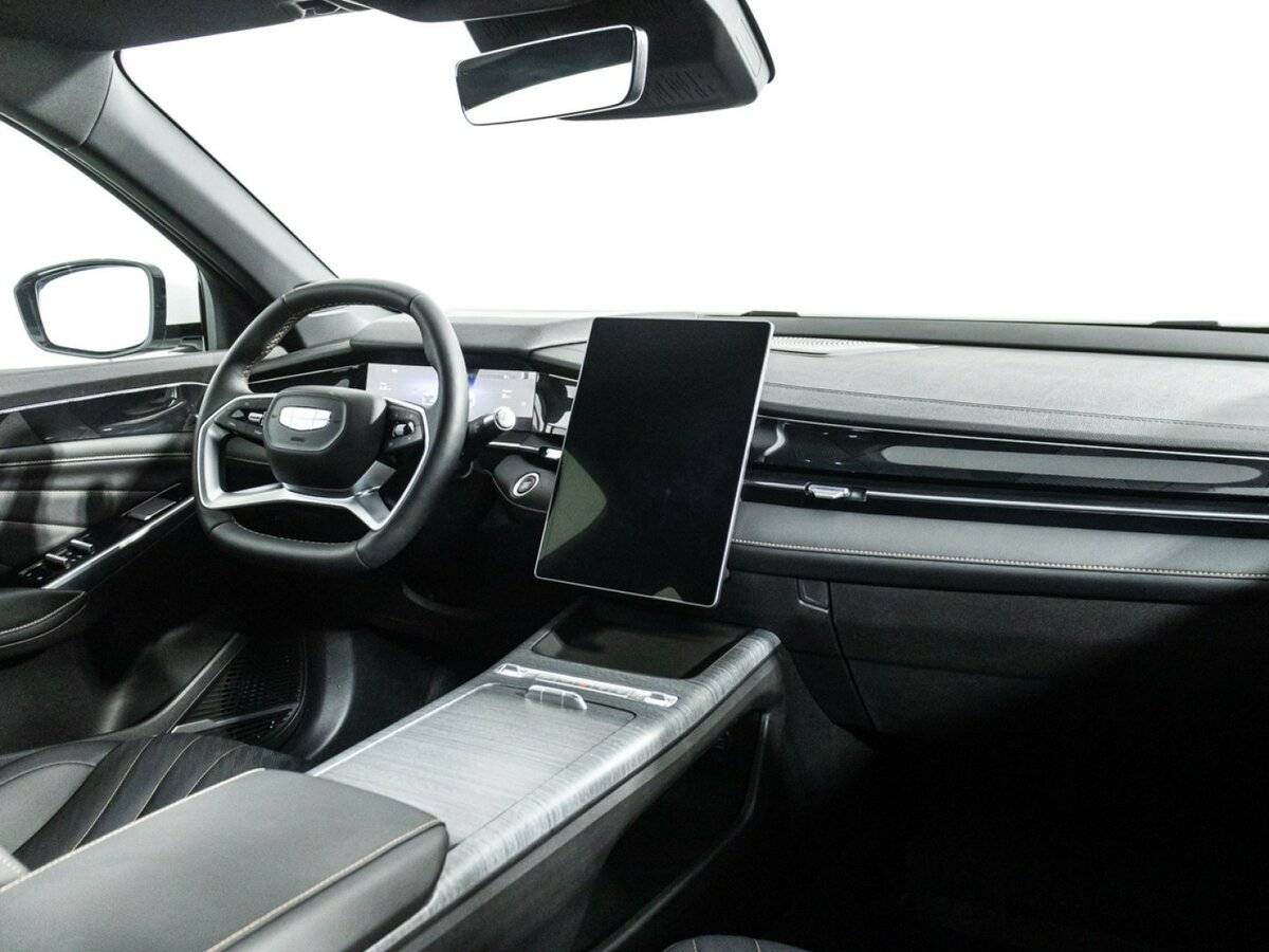 Geely Preface с пробегом — 2024 год. Фото: #8