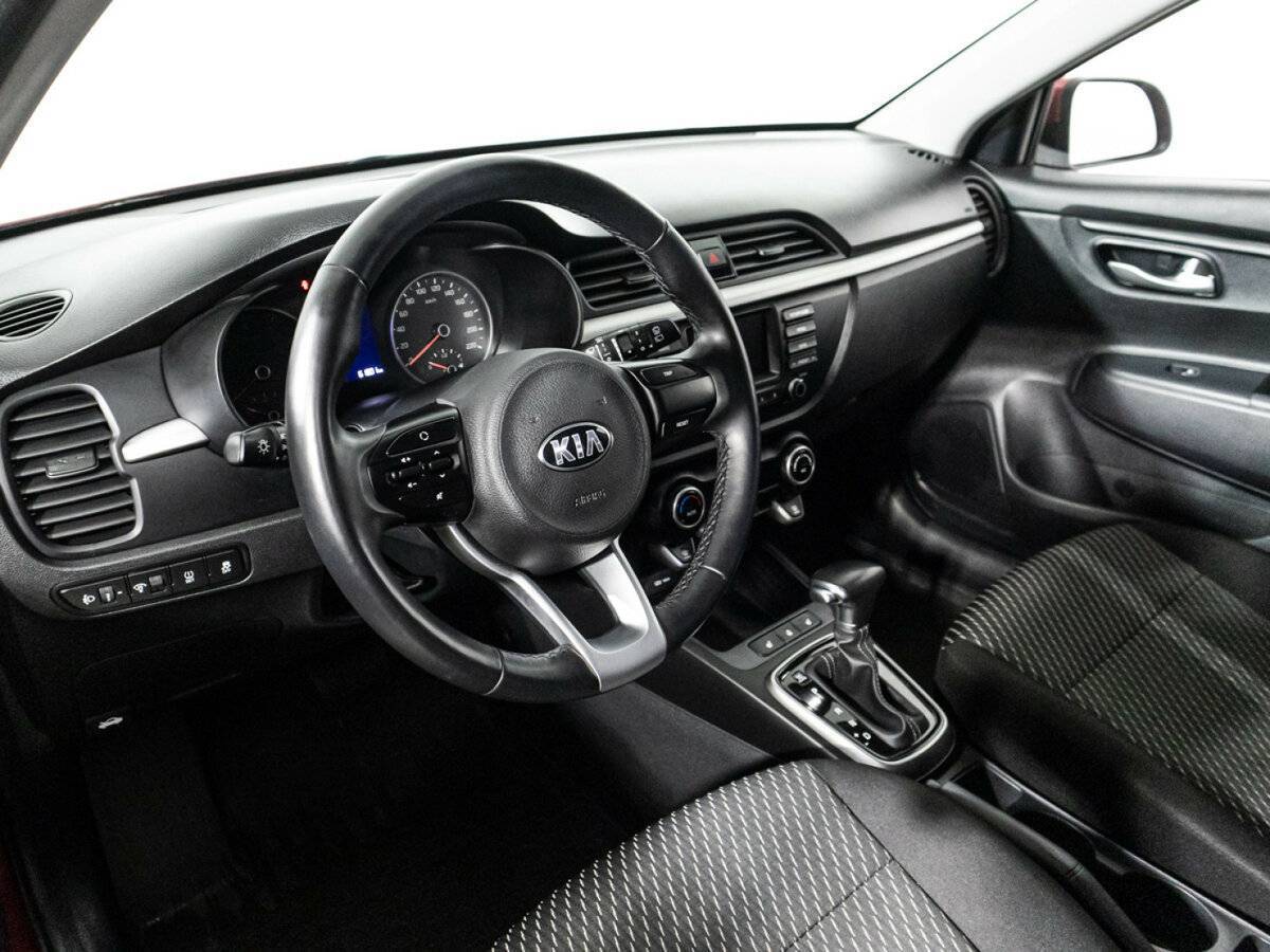 Kia Rio с пробегом — 2018 год. Фото: #10
