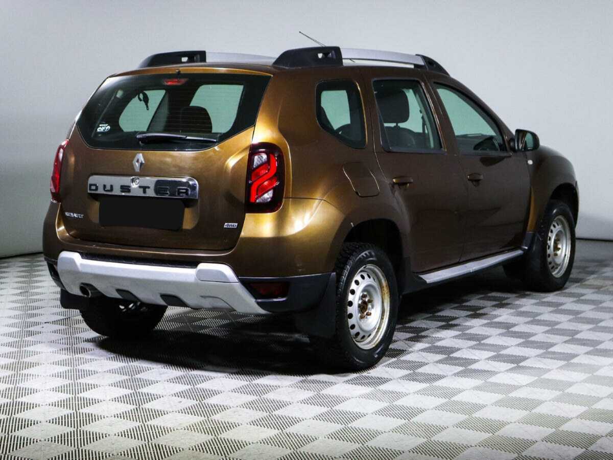 Renault Duster с пробегом — 2016 год. Фото: #3